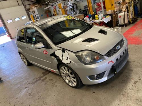 fiesta-st-track-car-010