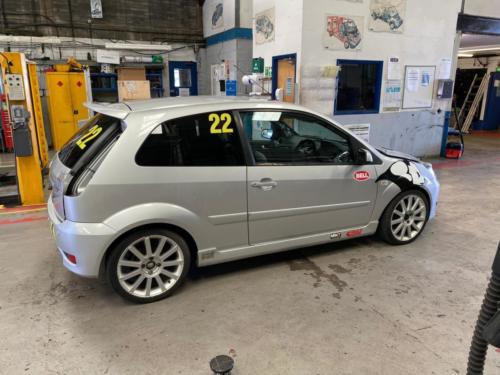fiesta-st-track-car-011